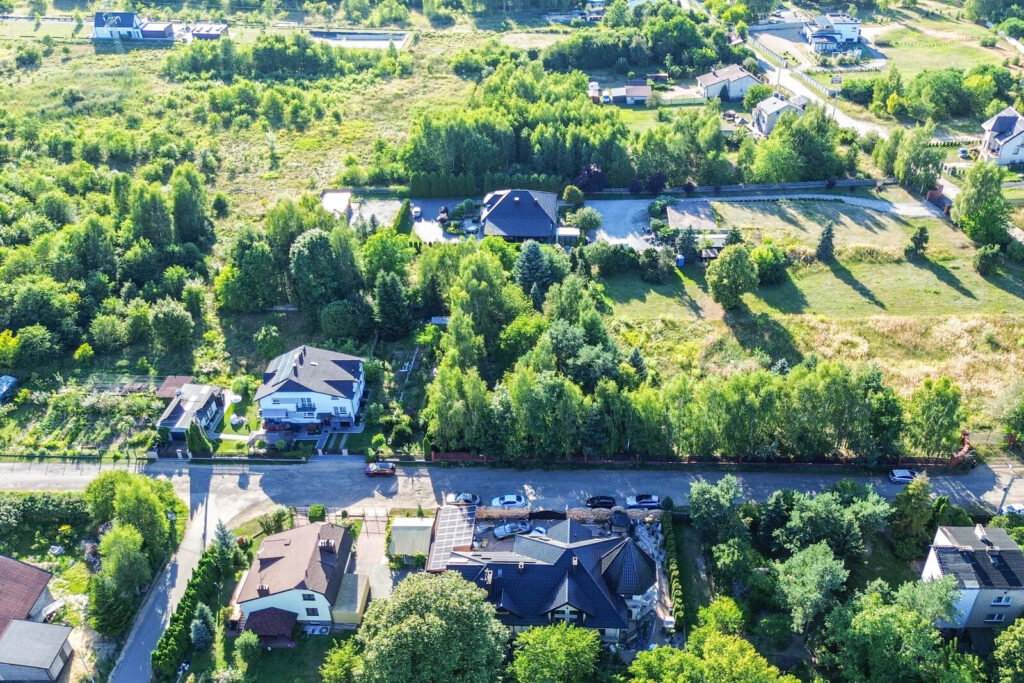 Słoneczna działka 996 m² z mediami | Stradom - zdjęcie 4