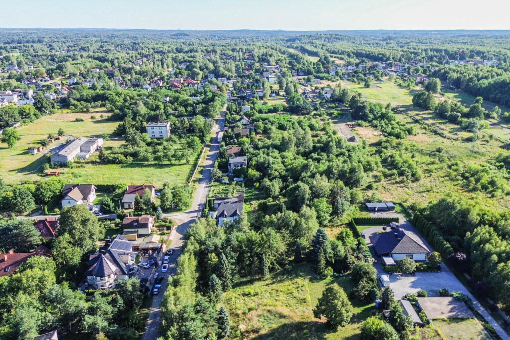 Słoneczna działka 996 m² z mediami | Stradom - zdjęcie 8