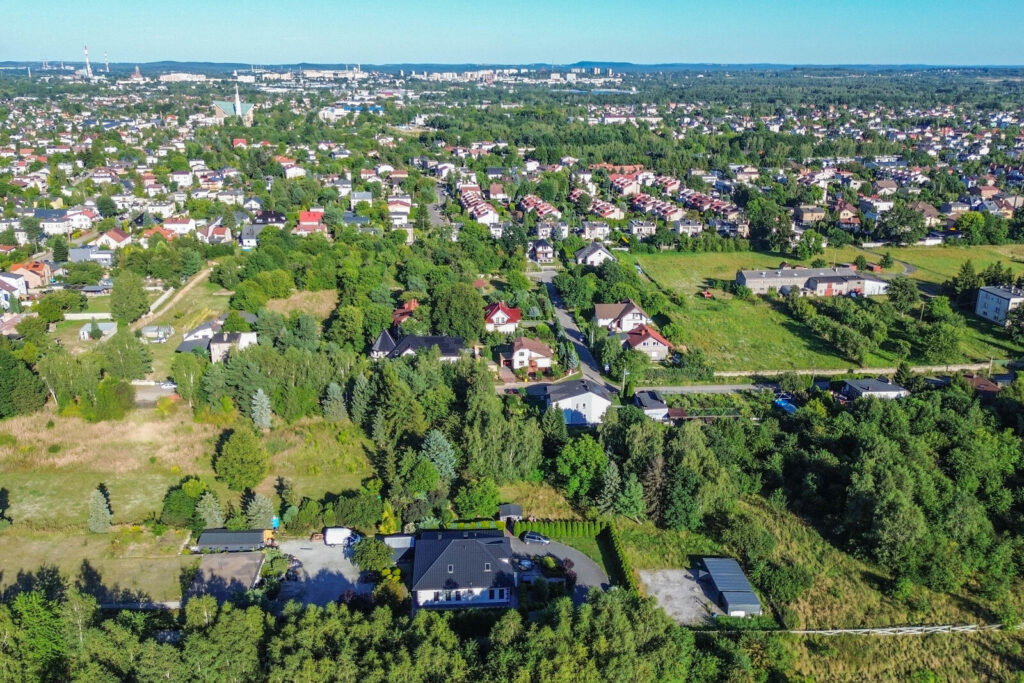 Słoneczna działka 996 m² z mediami | Stradom - zdjęcie 12
