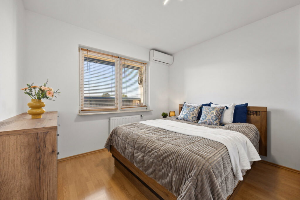 3-pokojowe mieszkanie 63,6 m² z loggią - zdjęcie 9