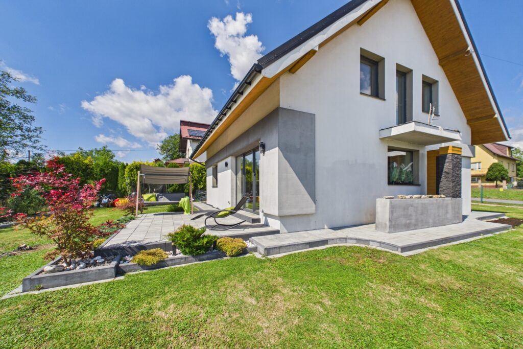 Dom w zacisznym miejscu - zdjęcie 19