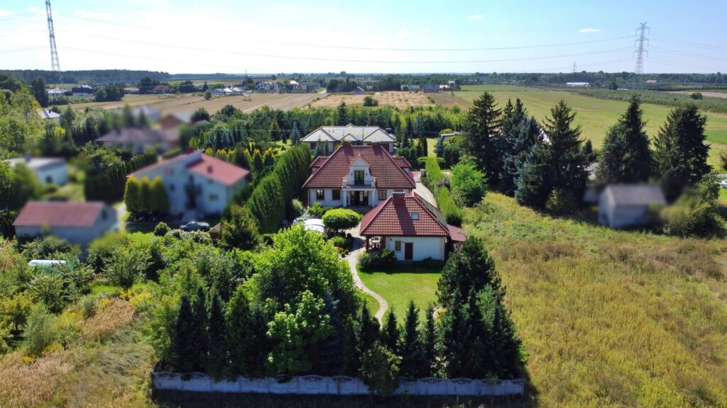 Klasyczny dworek pod Koninem | basen, garaż, pV - zdjęcie 4