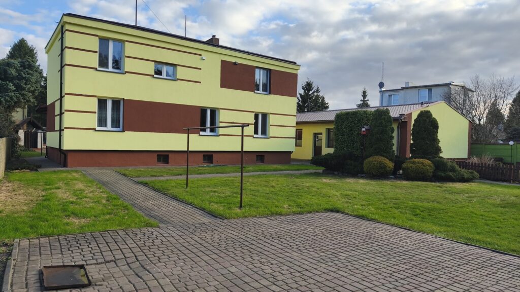 Prosperujący obiekt na wynajem w Kątach Rybackich - zdjęcie 2