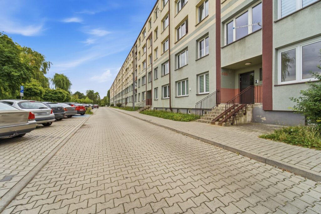 Kawalerka, po remoncie, do negocjacji ! - zdjęcie 15