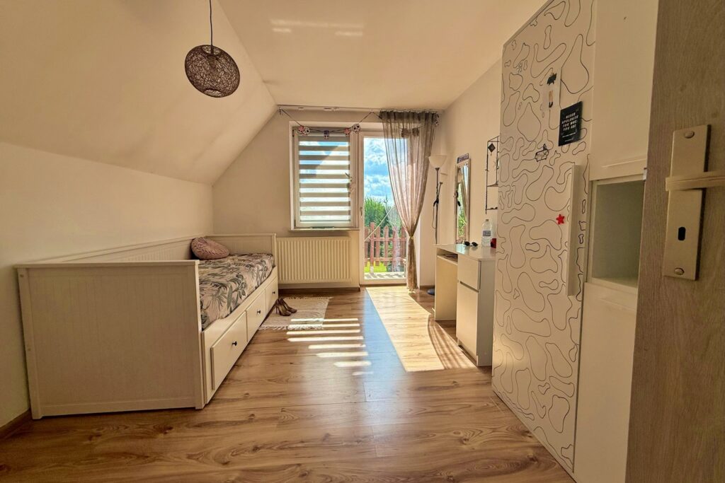 Dom 250m2 z dużą działką - Myślibórz (Golina) - zdjęcie 13