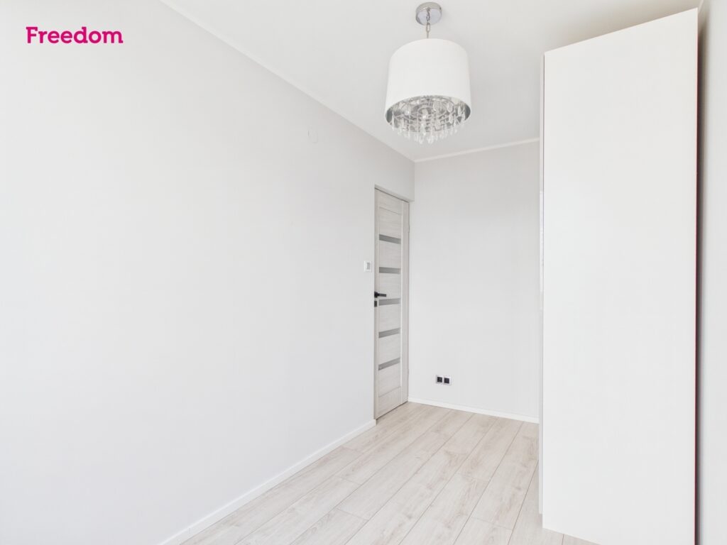 Mieszkanie 37,9 m² po remoncie - zdjęcie 9