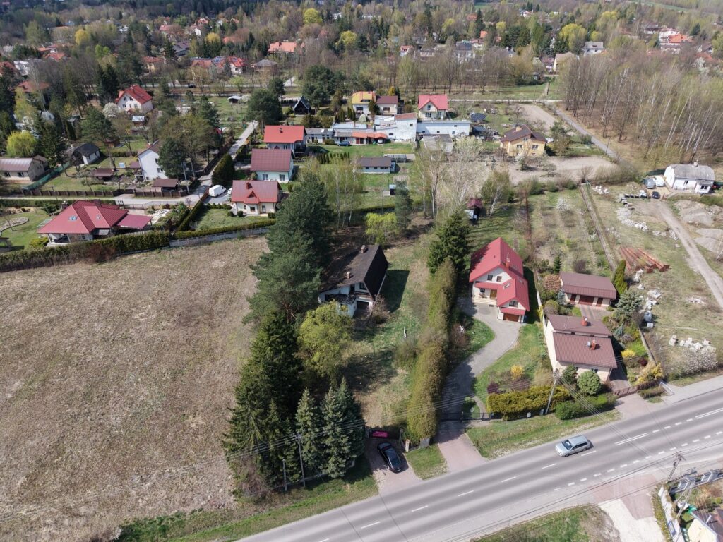 Dom na dużej działce 2314 m² - Głosków - zdjęcie 7