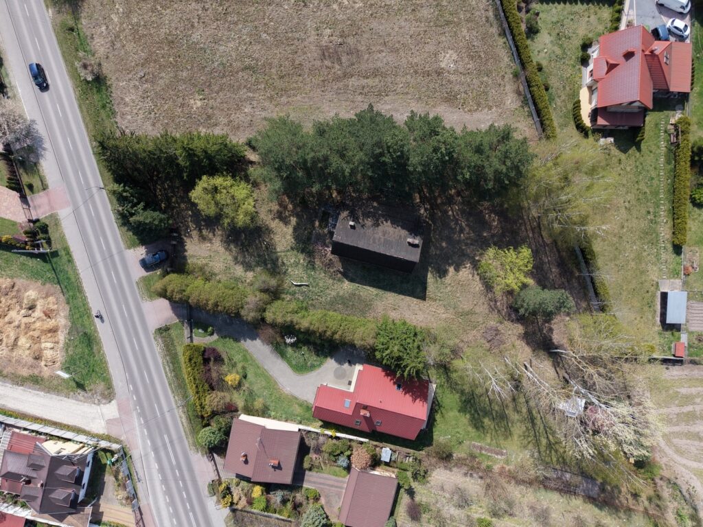 Dom na dużej działce 2314 m² - Głosków - zdjęcie 8