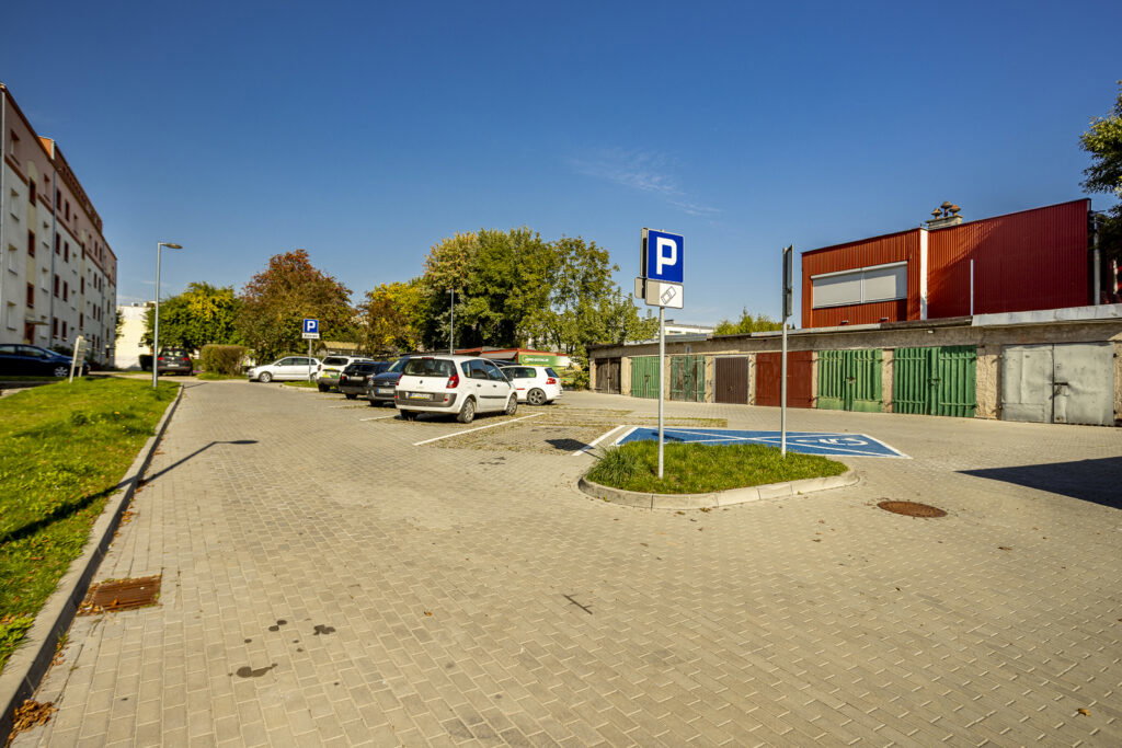 Na sprzedaż mieszkanie z garażem - zdjęcie 13