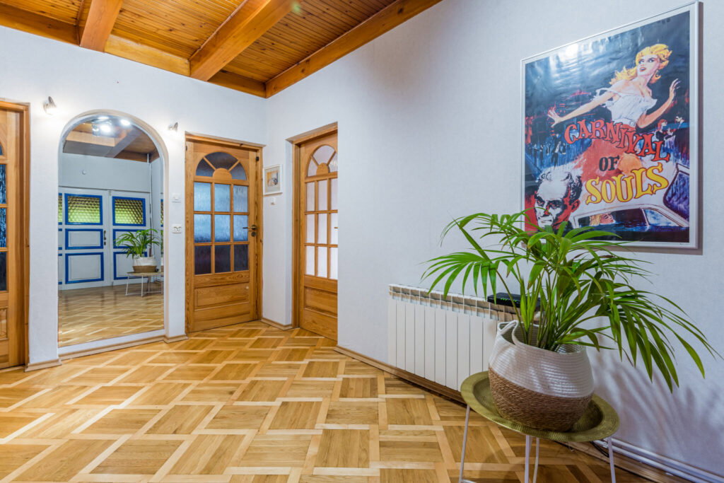 Dom z garażem na 4 auta- Wołomin, blisko Galerii - zdjęcie 11